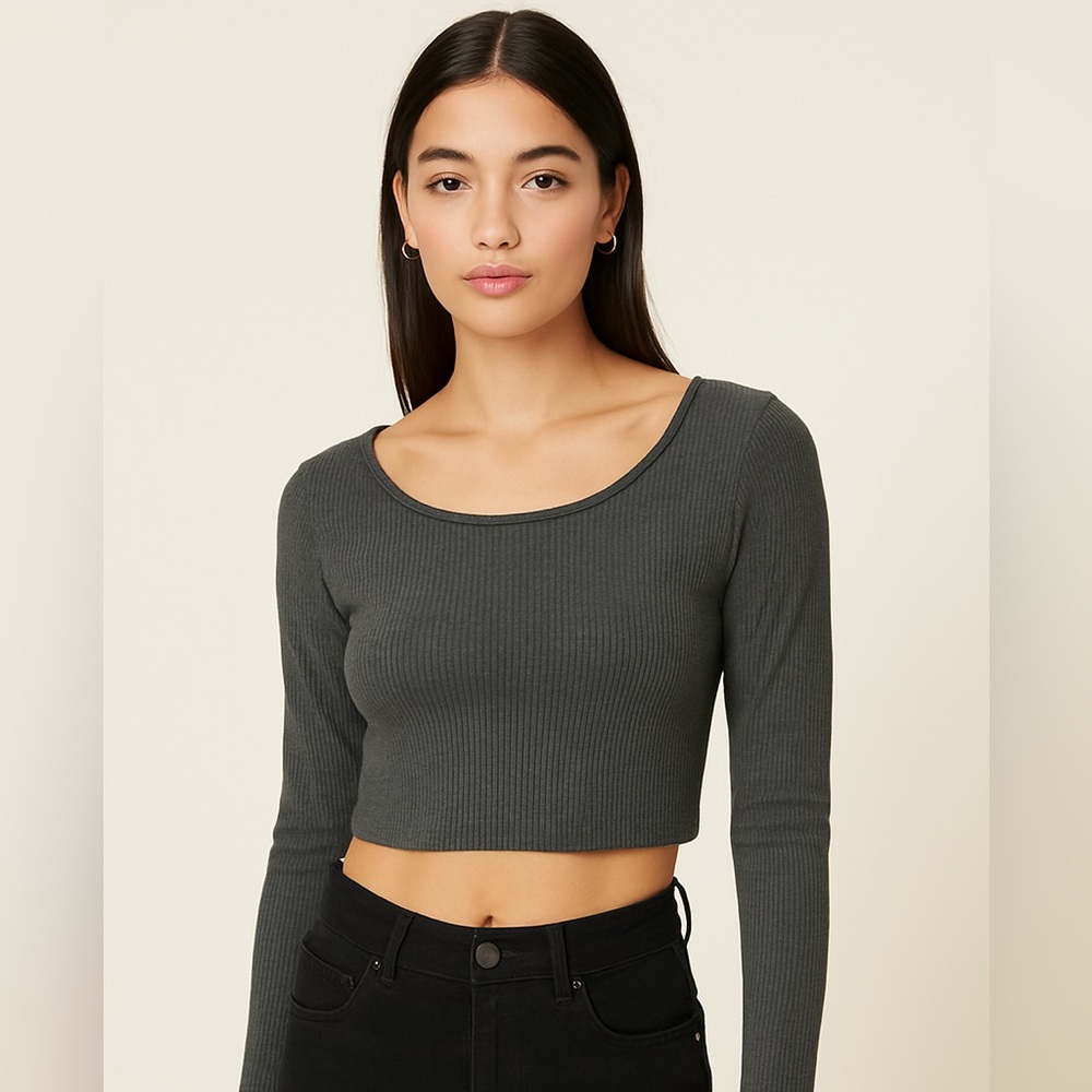 Grey Criss-Cross Back Knit Long Sleeve Top [Forever 21] • EUC - Picture 2 of 4